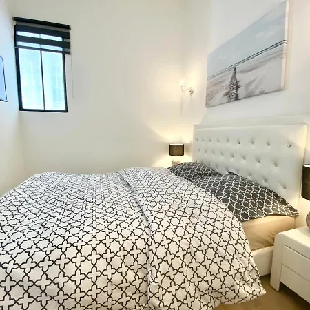 Lamartine- Heart Of Center- Modern And Design Flat * Nice